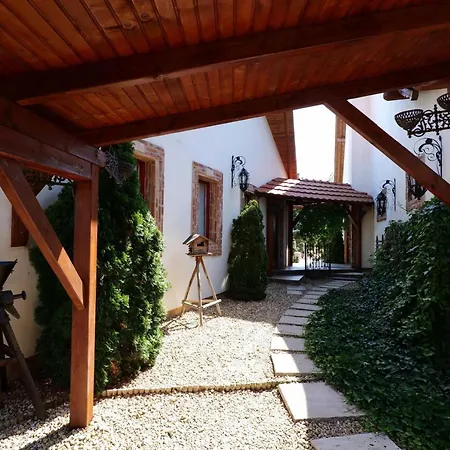 Fogadó Nyilas 3*