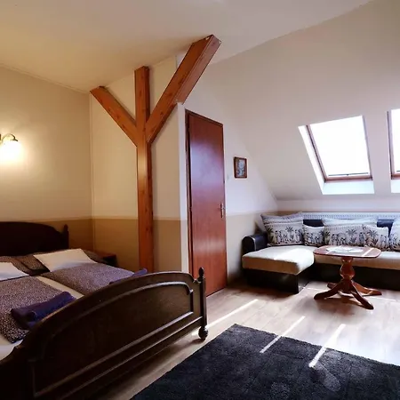 Inn Nyilas Fogado 3*